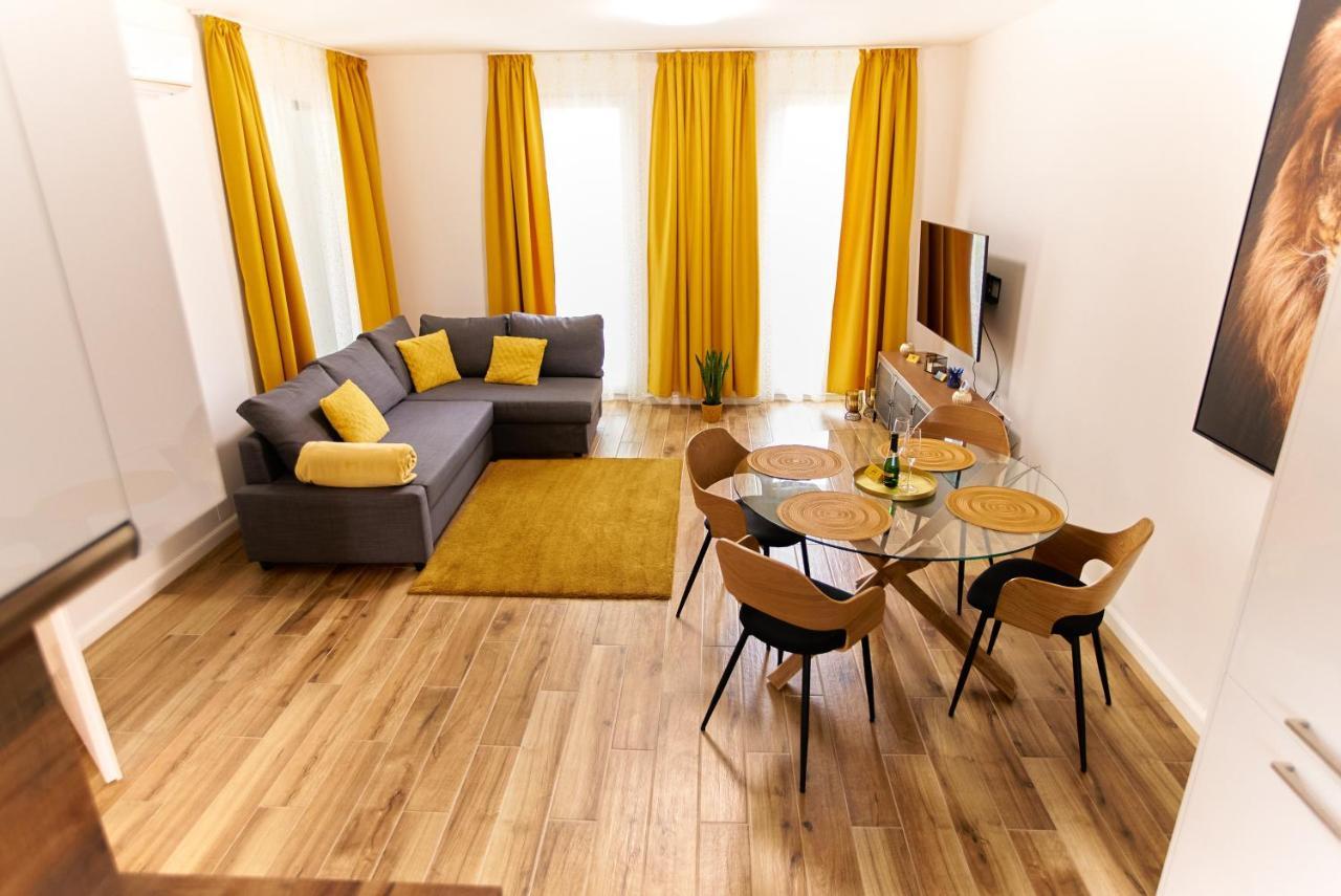 Starlight Bronze Szeged- Exclusive Appartement Buitenkant foto