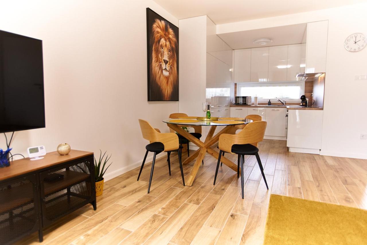 Starlight Bronze Szeged- Exclusive Appartement Buitenkant foto