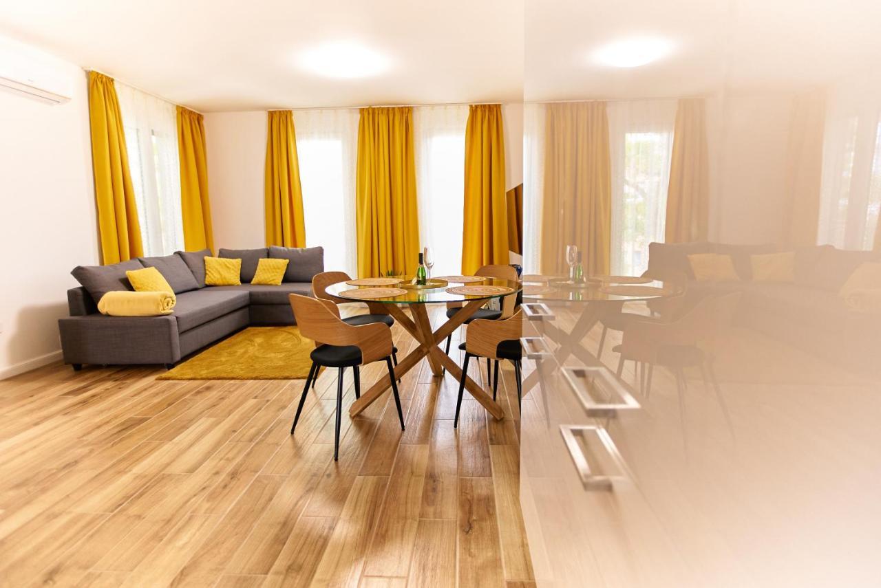 Starlight Bronze Szeged- Exclusive Appartement Buitenkant foto